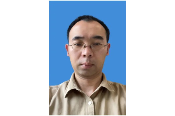 刘毅 副教授